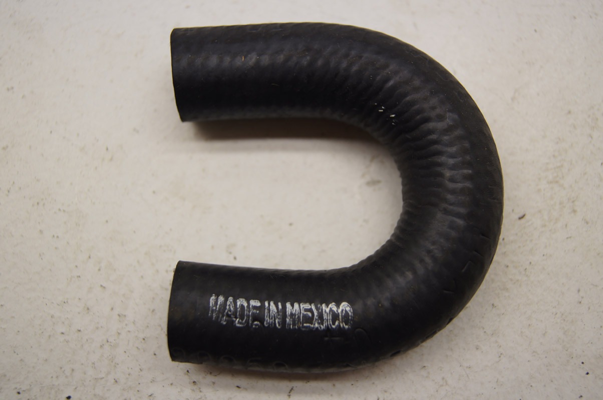 9709 GMC Topkick/Chevy Kodiak U Shape Heater Hose 1/4" 15717882