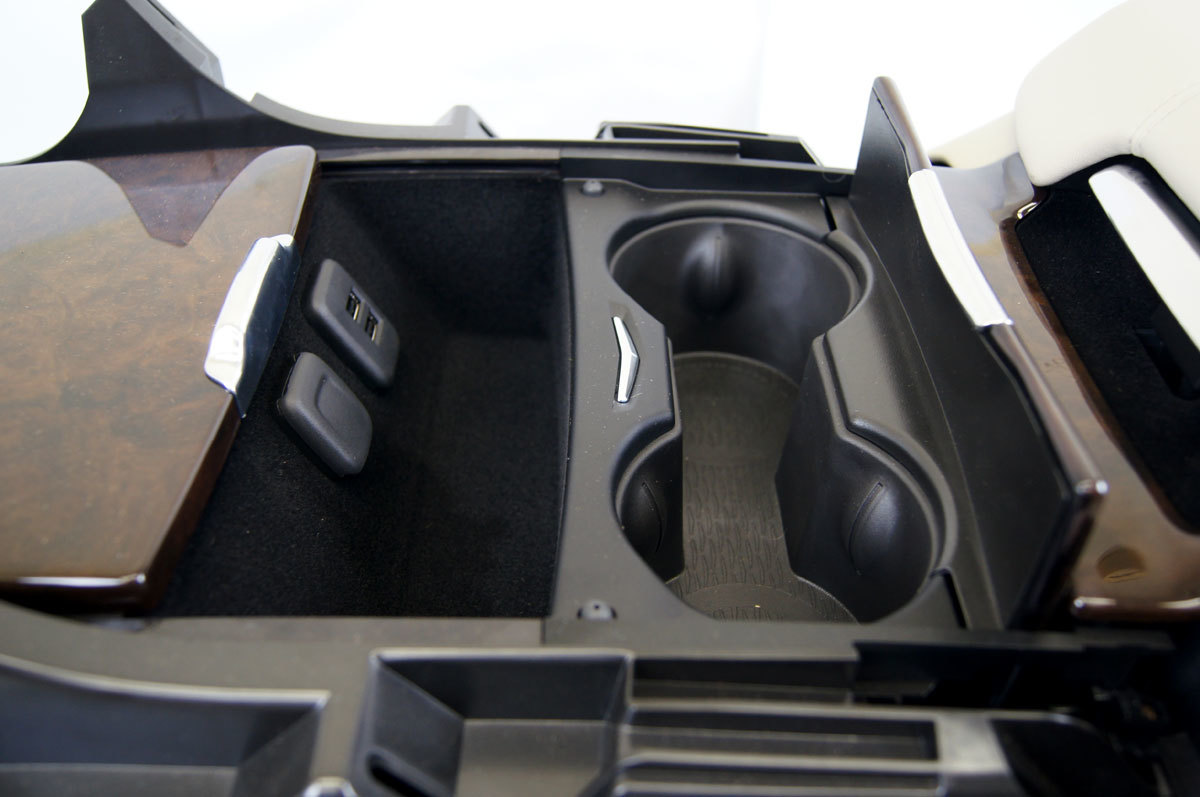 Cadillac Escalade Rear Center Console