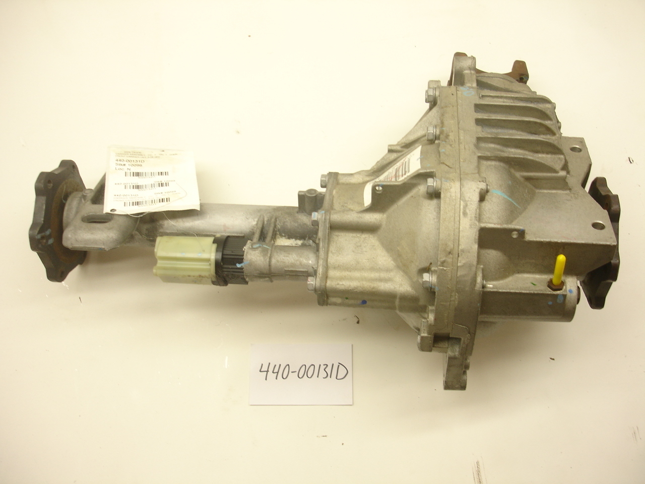 0810 Silverado Axle Front Differential Carrier 3.08 Hk1 New Never