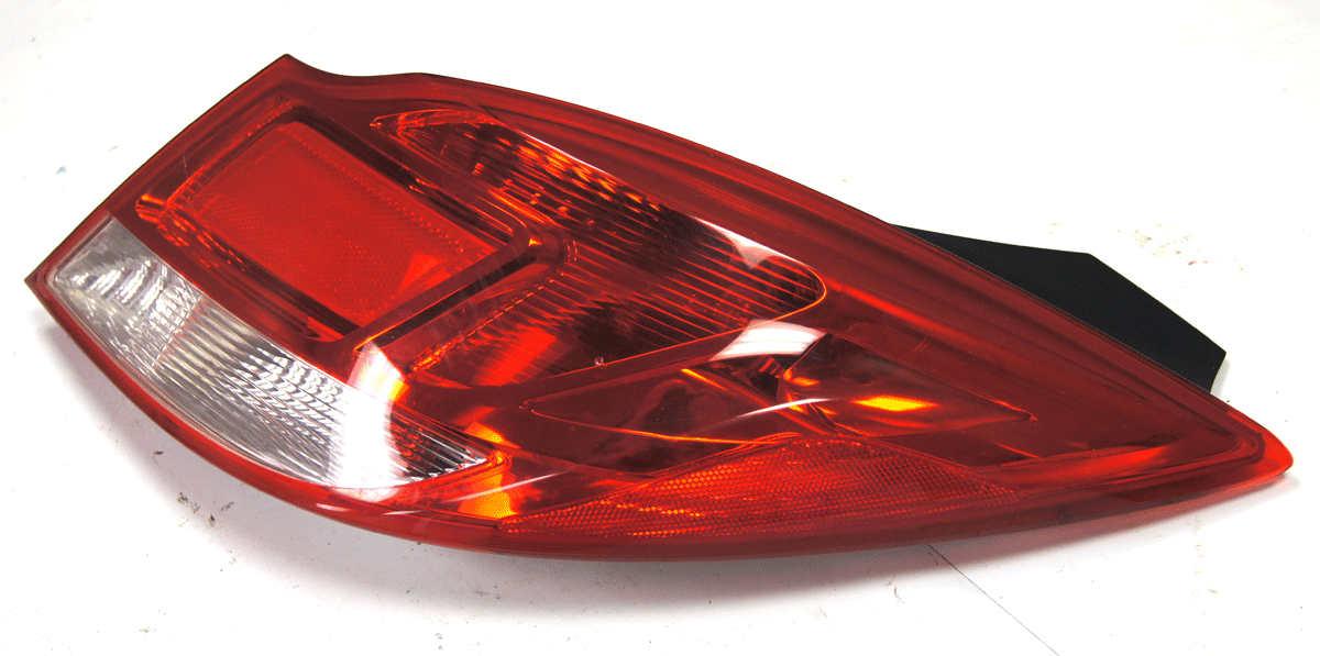 2011-2013 Buick Regal Right RH Taillight Tail Lamp Used OEM 22787330