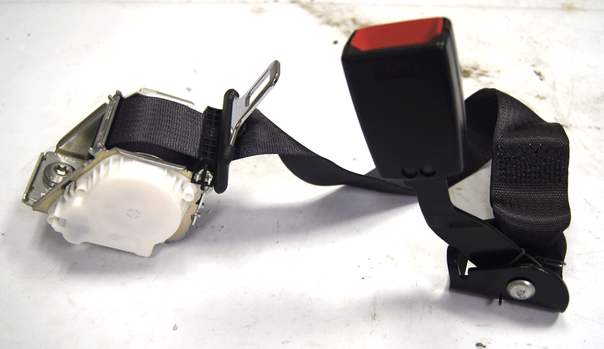 2008-16 Chevy Impala Rear Center Seat Belt Black New 25909316 19180838