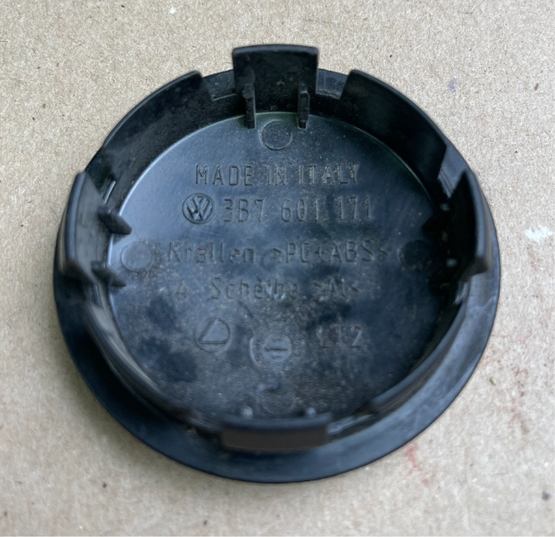 4x 65mm Hub Caps - 3B7601171 XRW, Set Of 4, Unbranded