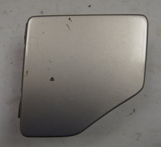 2004-2009 Cadillac XLR Fuel Filler Door W/Cap Used Silver Gas Cover 10333885