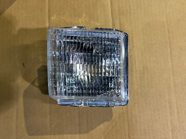 1992-1997 Cadillac Seville Right Headlight Daytime Running Lamp New OEM 16514434