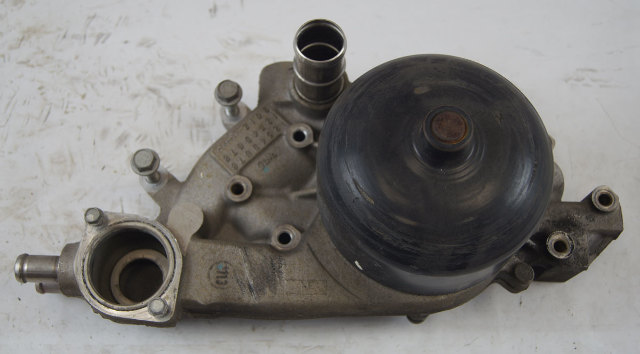 1997-2004 Chevy Corvette C5 LS1 LS6 Water Pump Used OEM 19195105