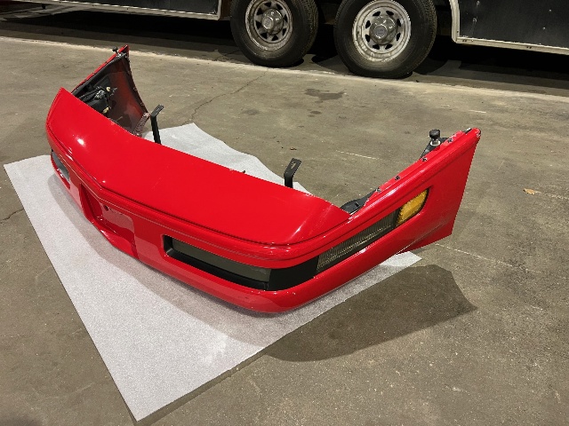 1991-1996 CORVETTE C4 FRONT BUMPER ASSEMBLY WITH REINFORCEMENT LOADED LIGHTS RED