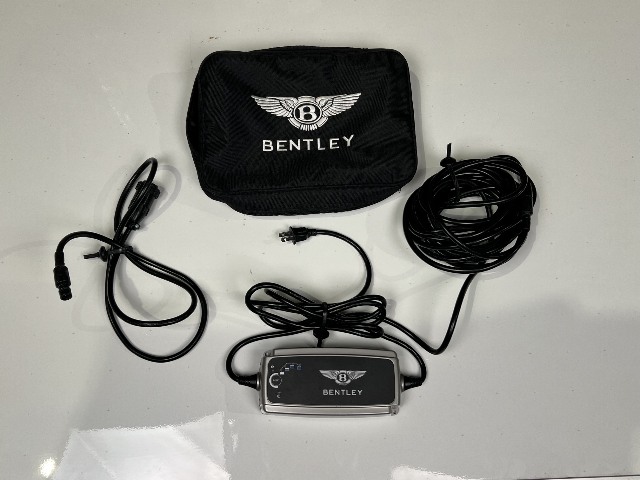 Bentley Continental GTC 2004-11 Battery Trickle Charger Maintainer OEM US 7000